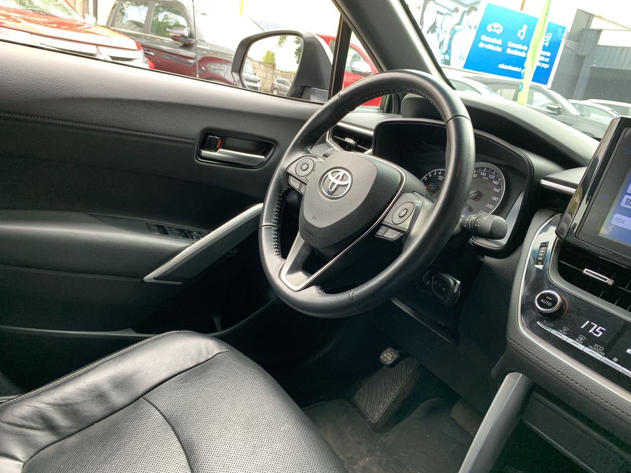 TOYOTA - 15