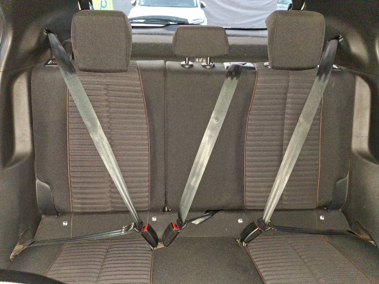 PEUGEOT - 33
