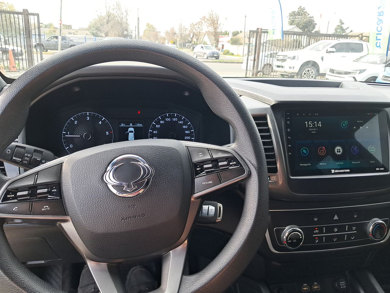 SSANGYONG - 32