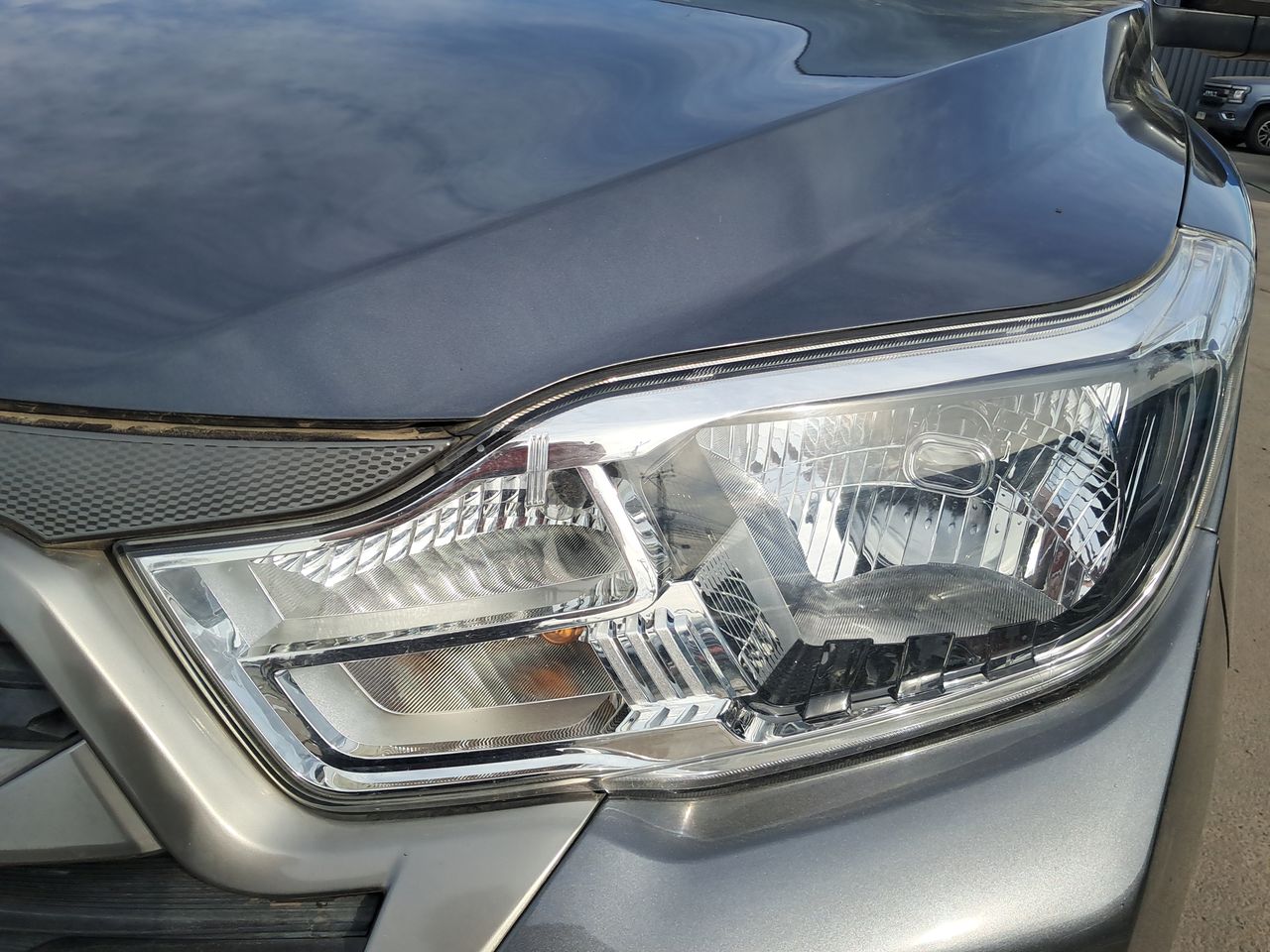 SSANGYONG - 18