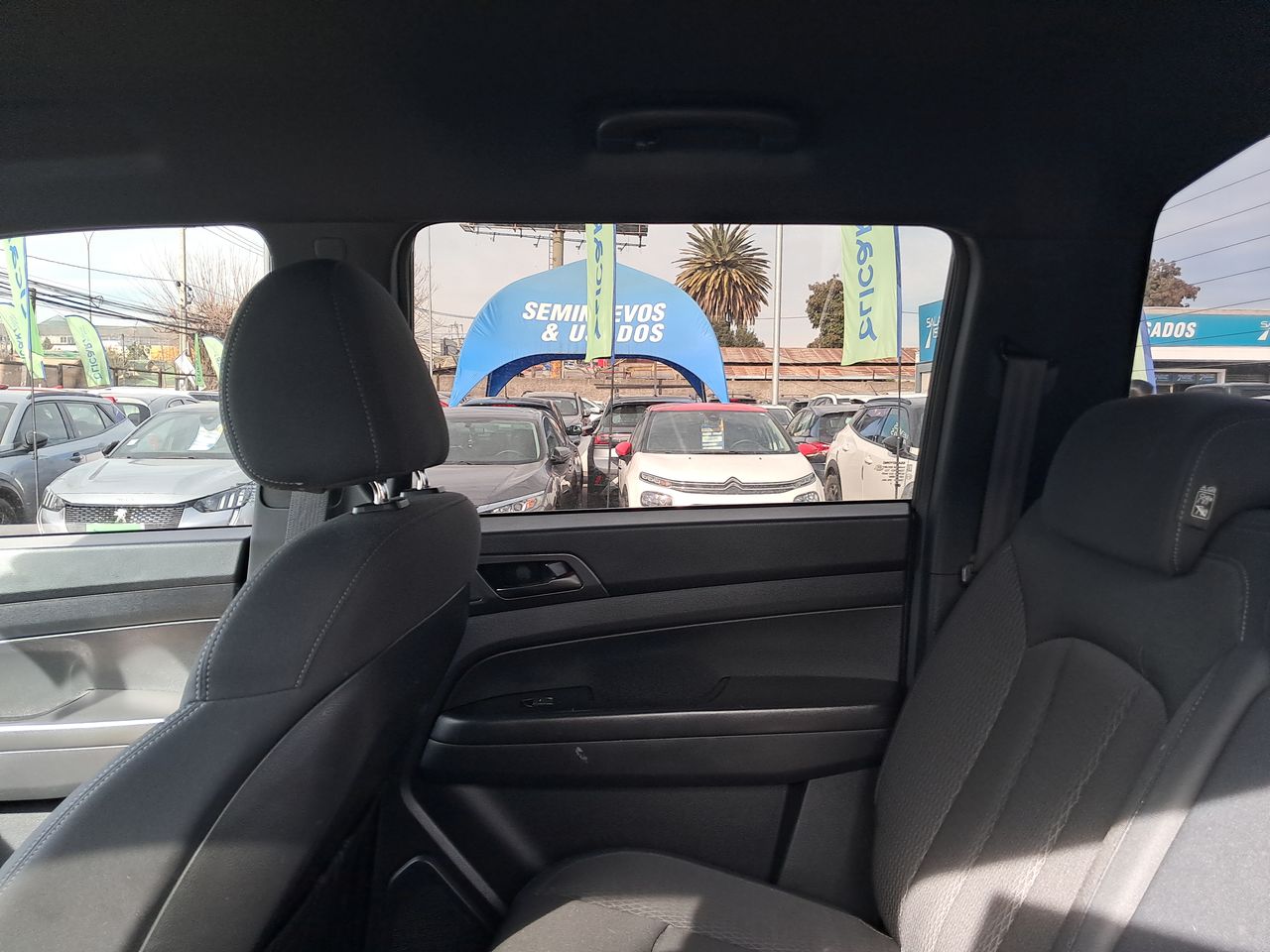 SSANGYONG - 12