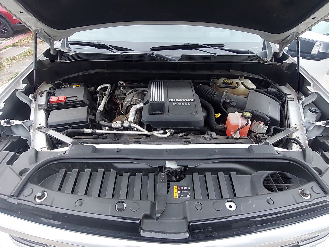 Chevrolet Silverado — foto 9 de 31