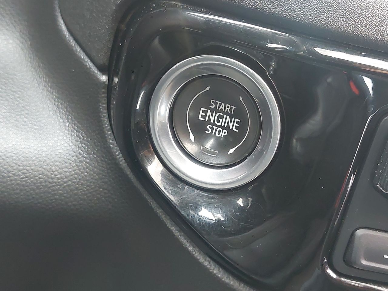 Chevrolet Silverado — foto 30 de 31