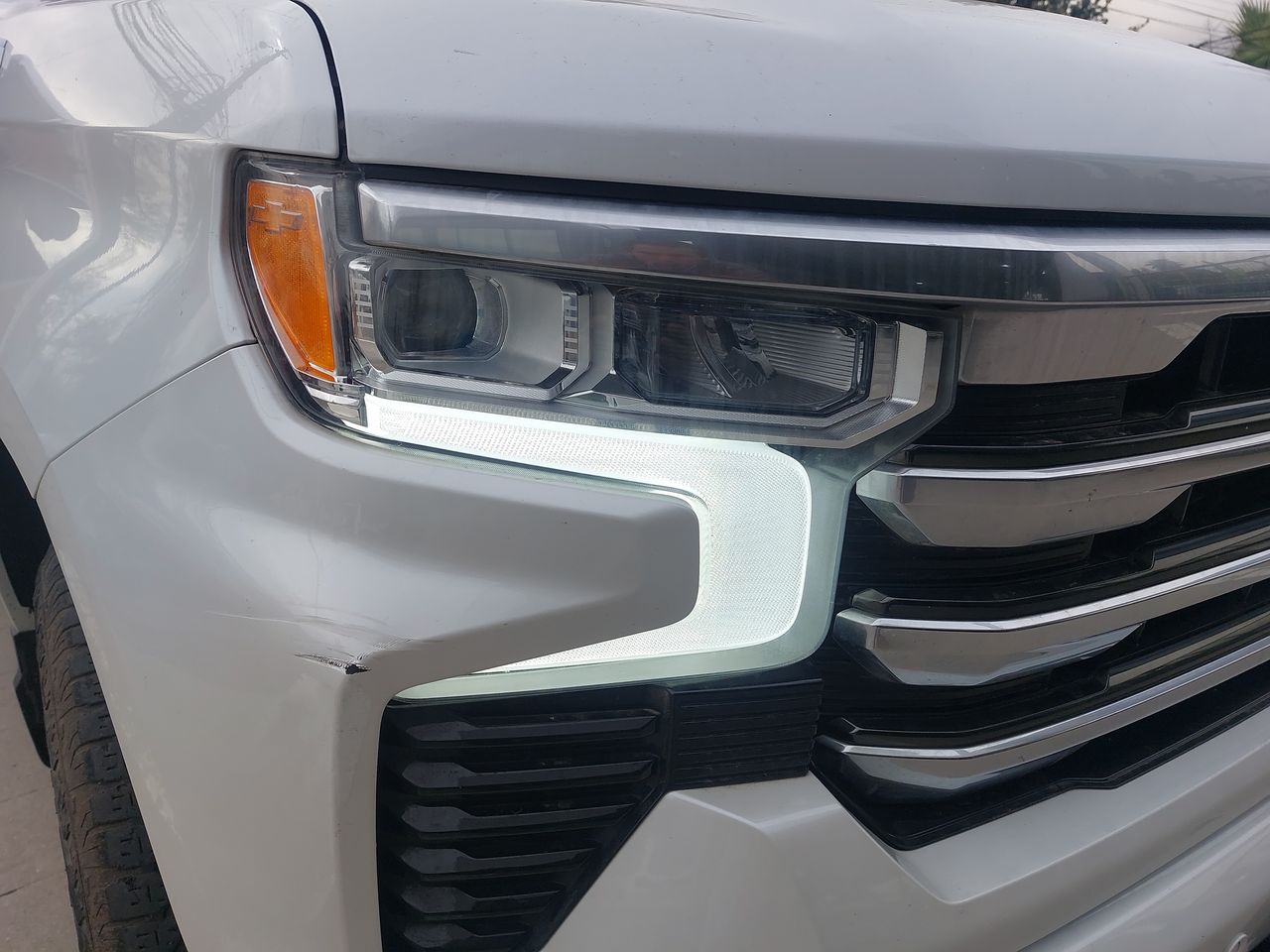 Chevrolet Silverado — foto 10 de 31