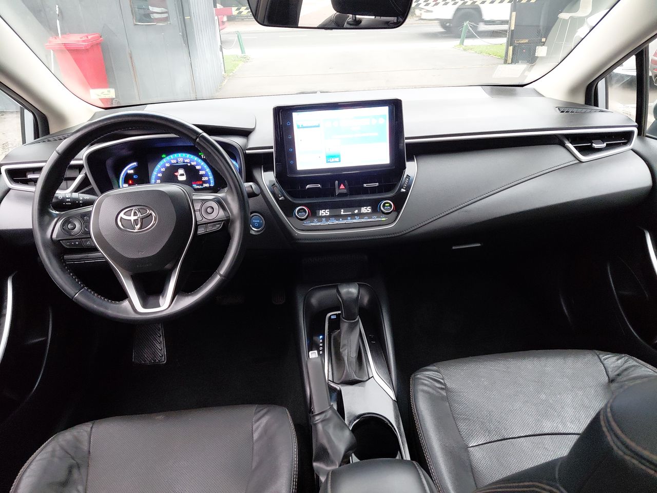 Toyota Corolla — foto 2 de 28
