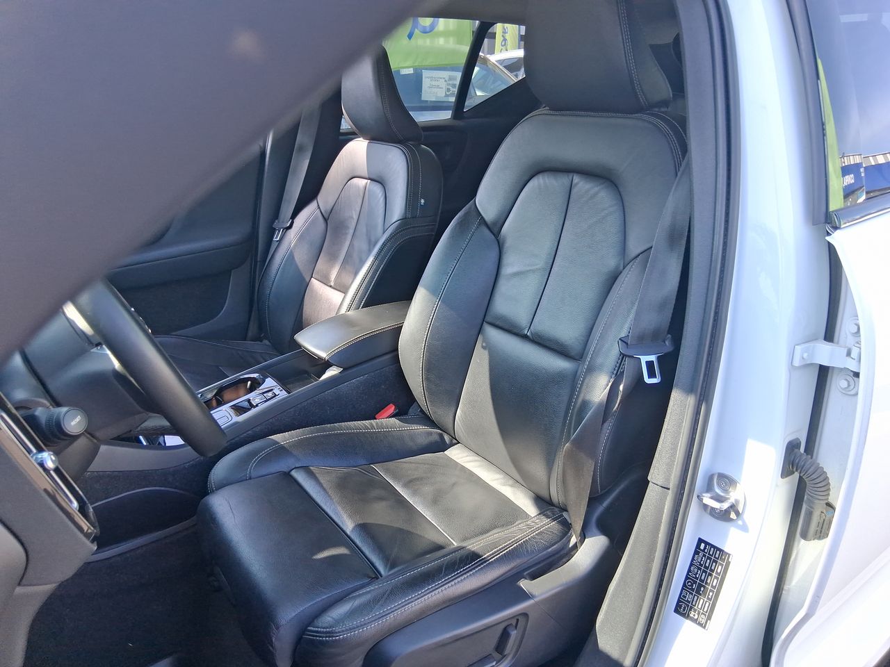 VOLVO - 20