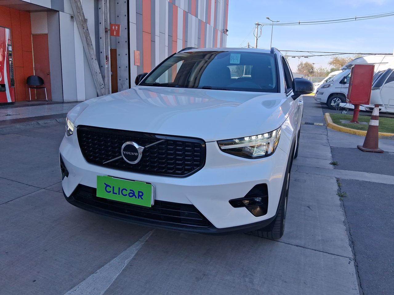 VOLVO - 2
