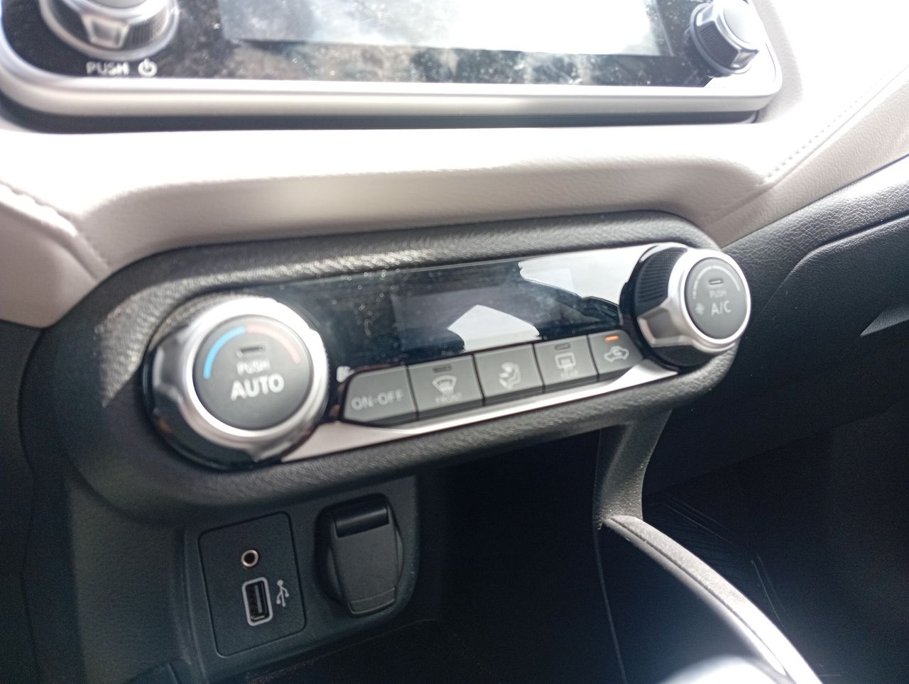 NISSAN - 29
