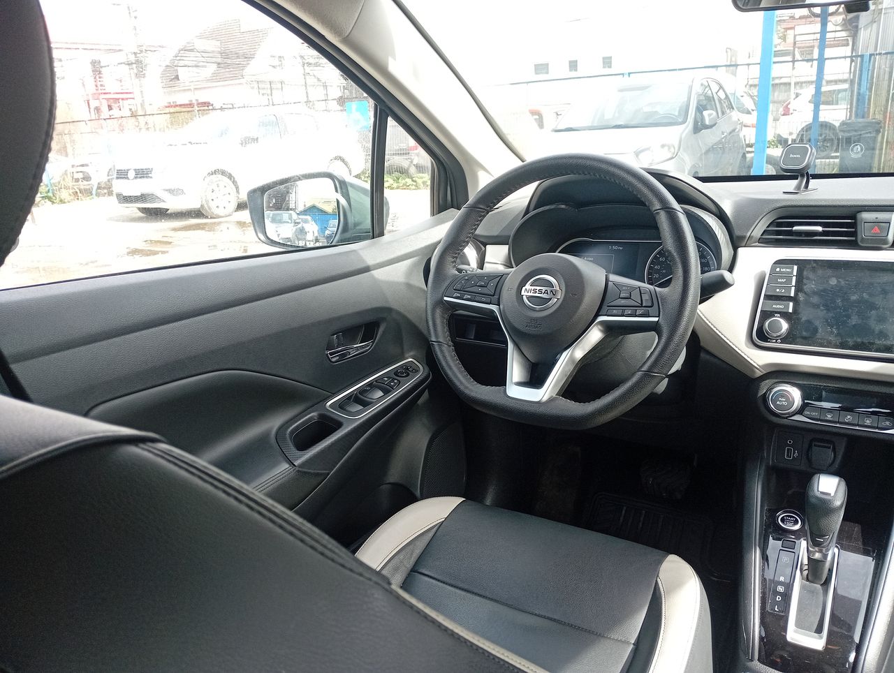 NISSAN - 14