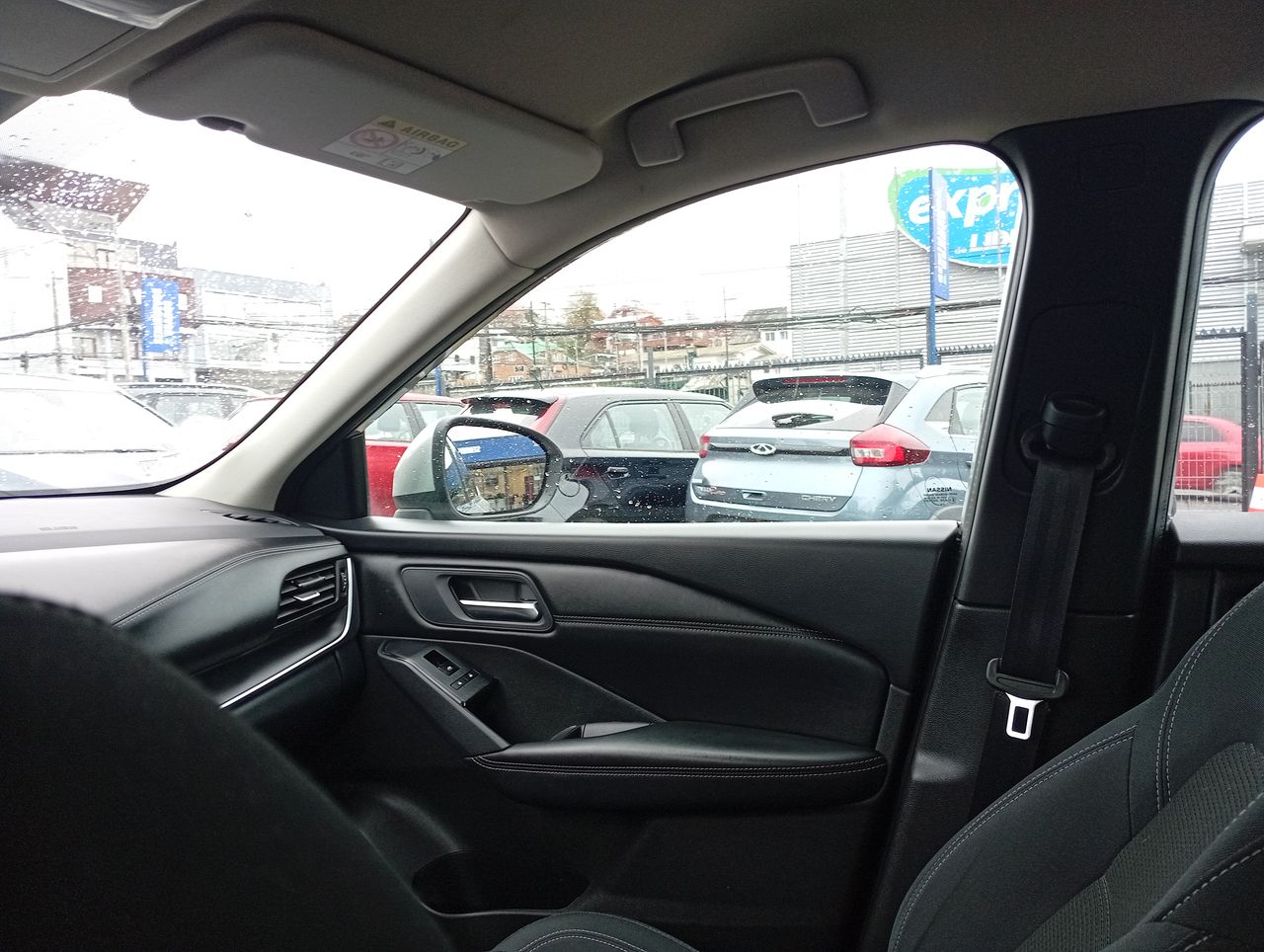NISSAN - 8
