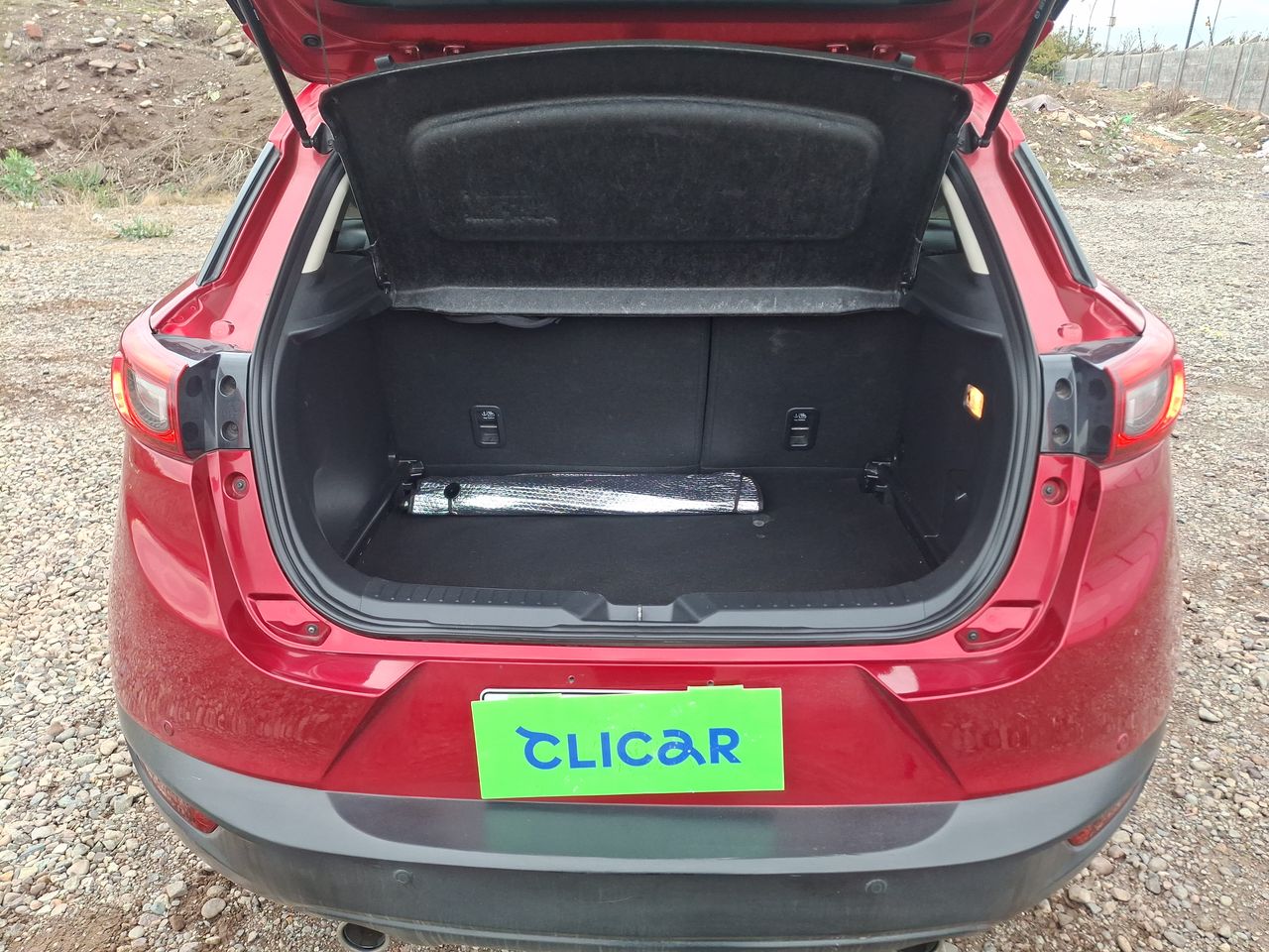 Tesla Model 3 — foto 14 de 23