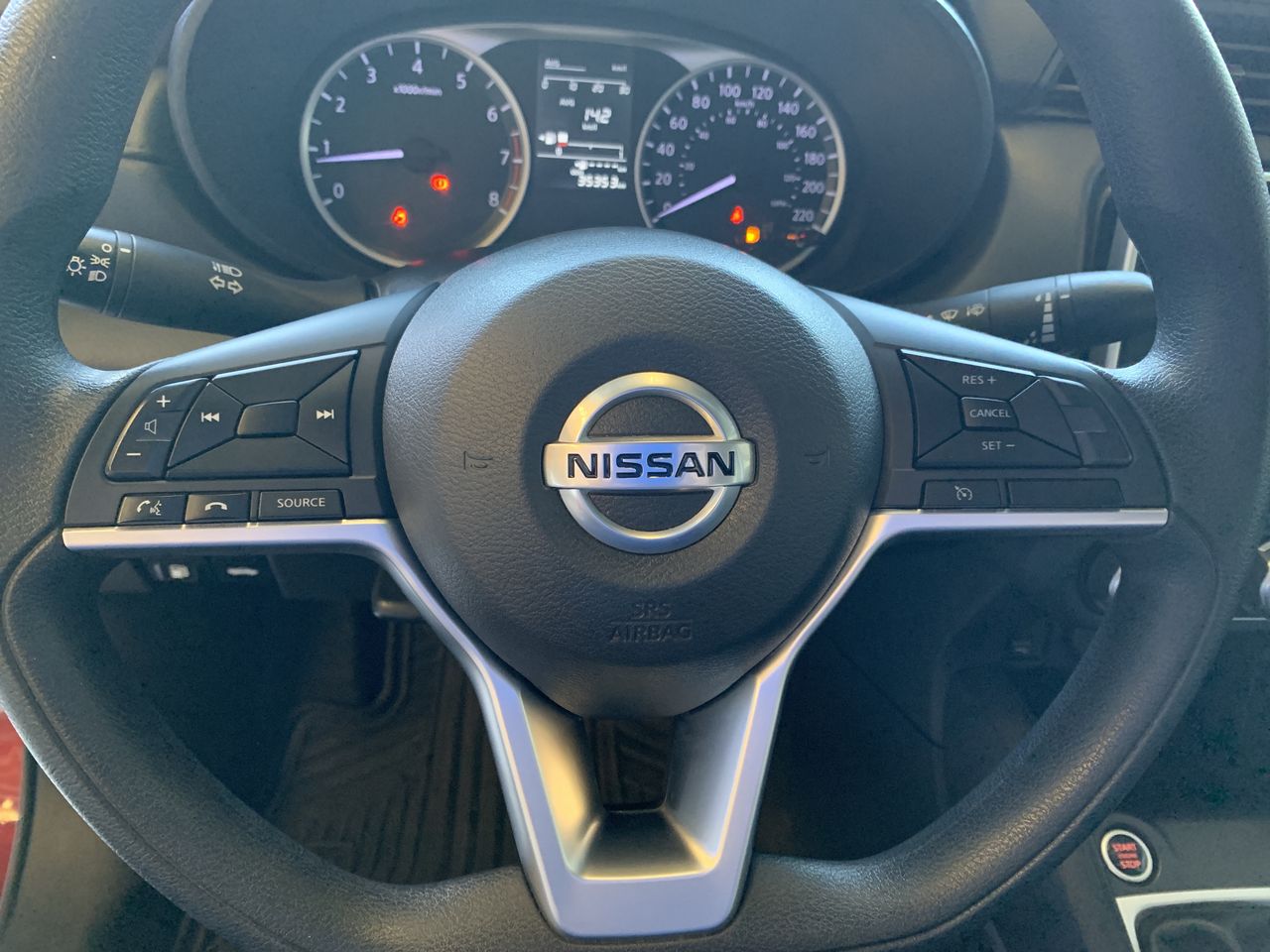 NISSAN - 25