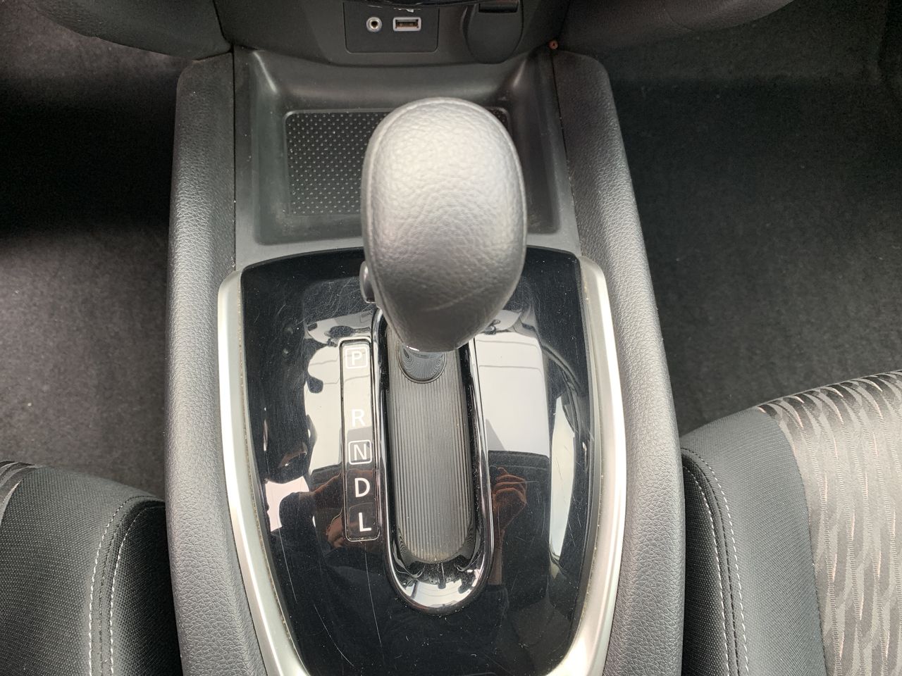 NISSAN - 22