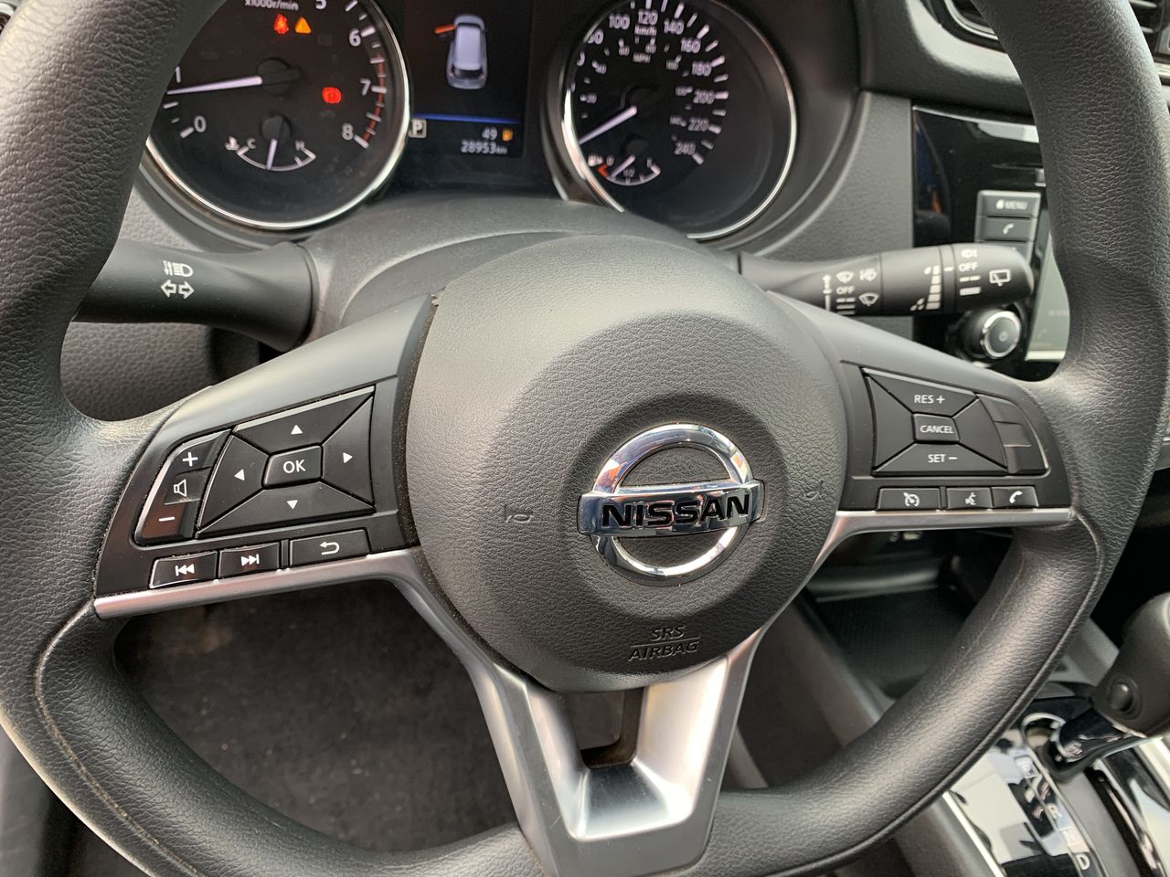 NISSAN - 17
