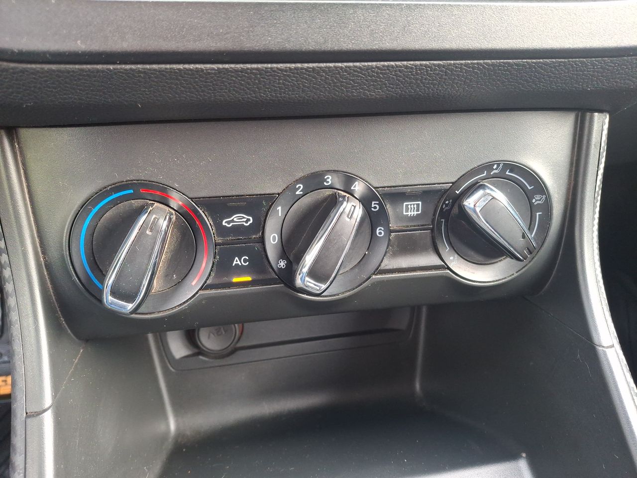 MG Zs — foto 22 de 29
