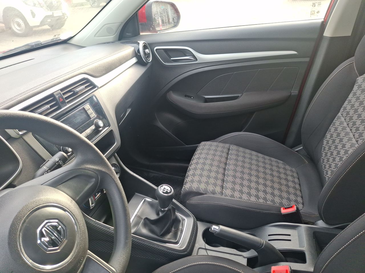 MG Zs — foto 25 de 29