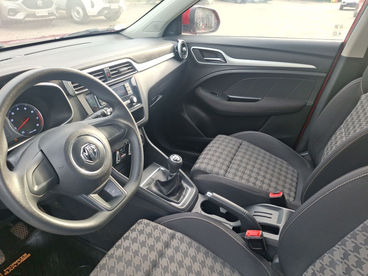 MG Zs — foto 9 de 29