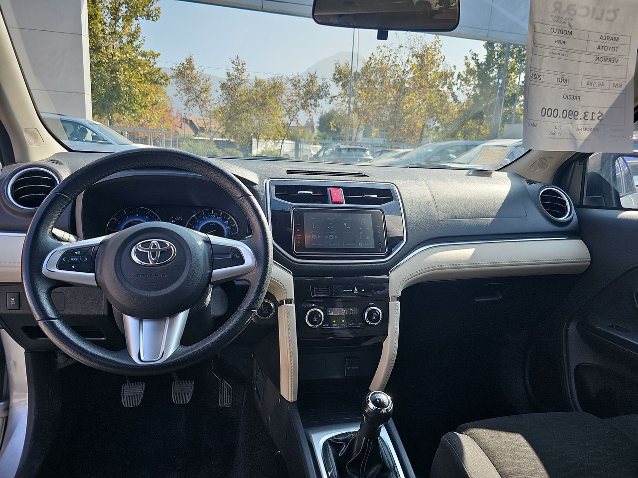 TOYOTA - 32