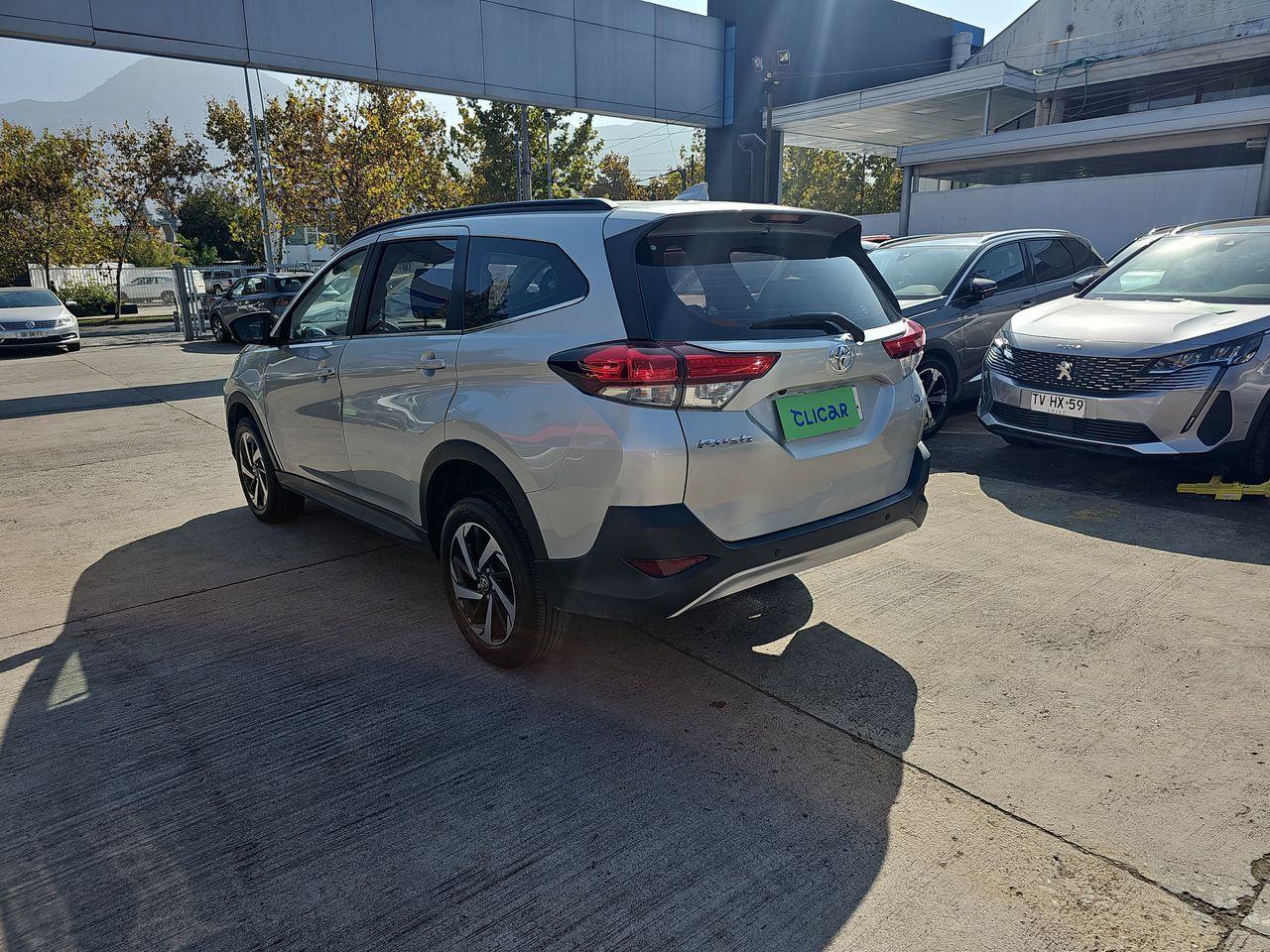 TOYOTA - 8