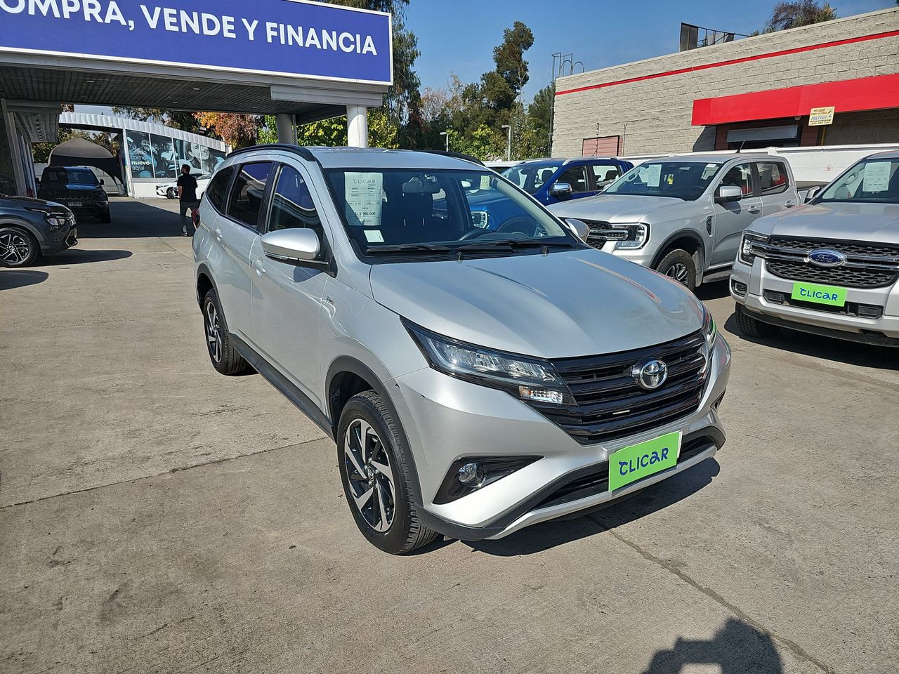TOYOTA - 4