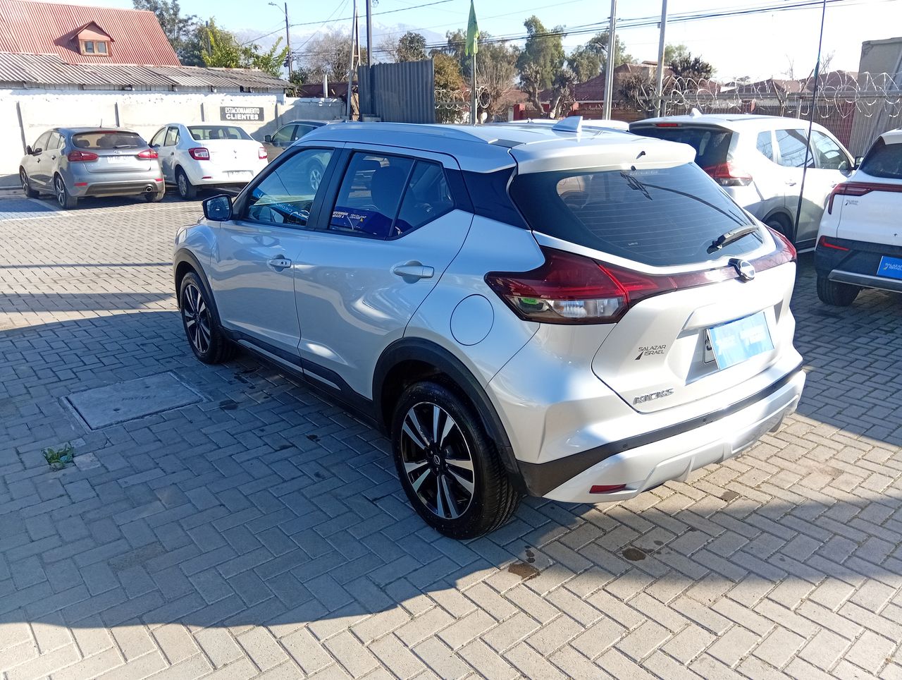 NISSAN - 5