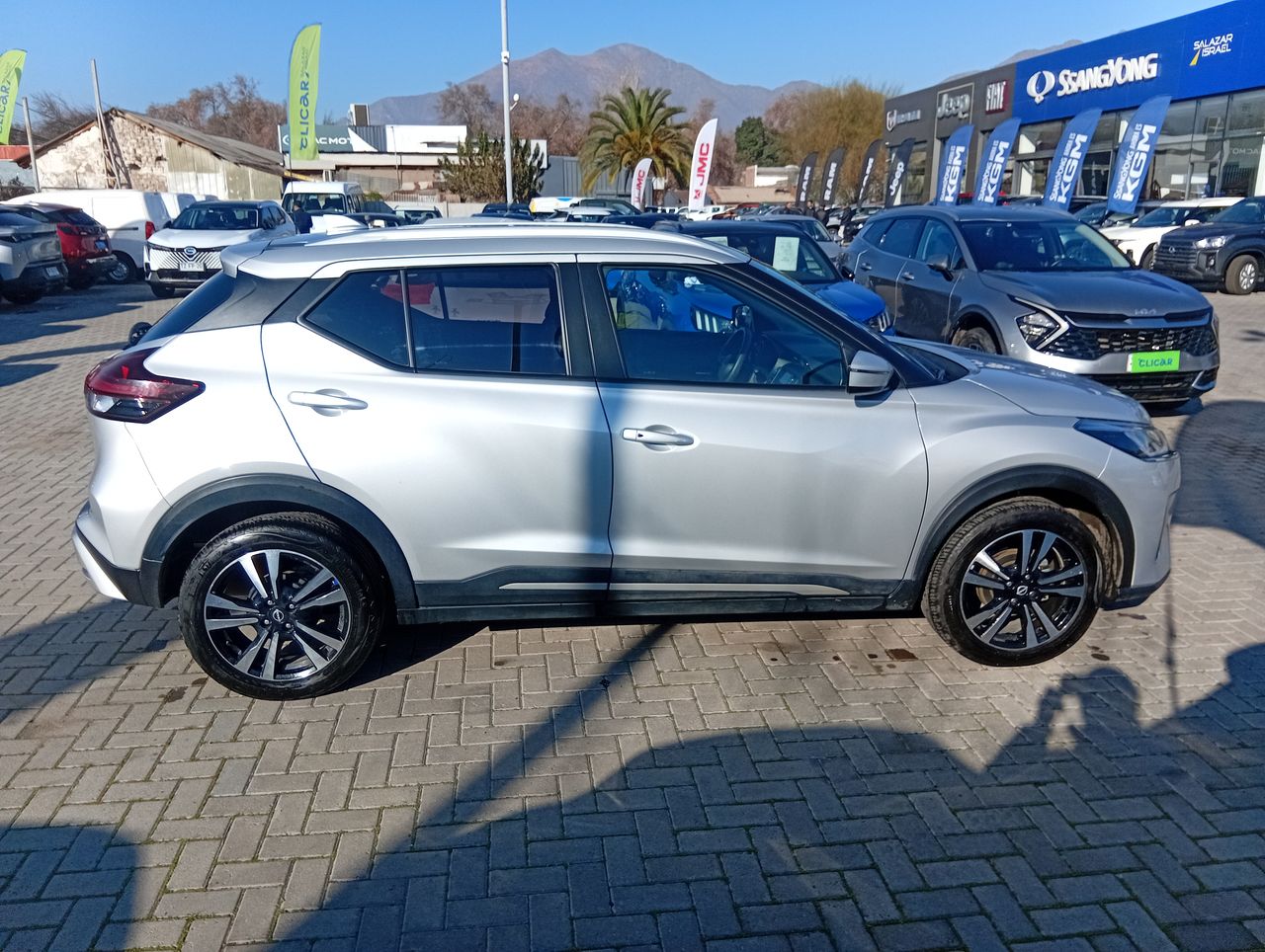 NISSAN - 8