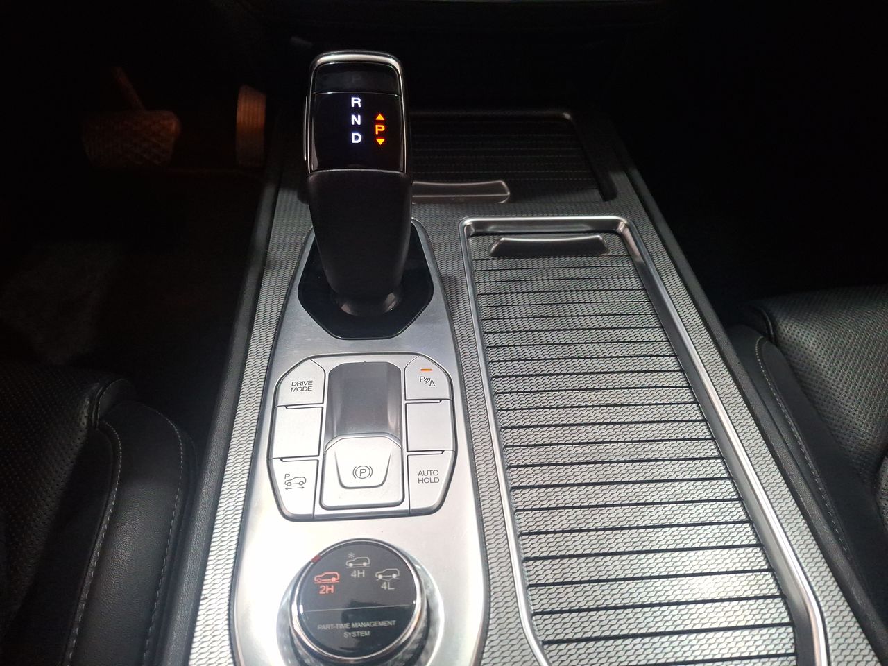 SSANGYONG - 30