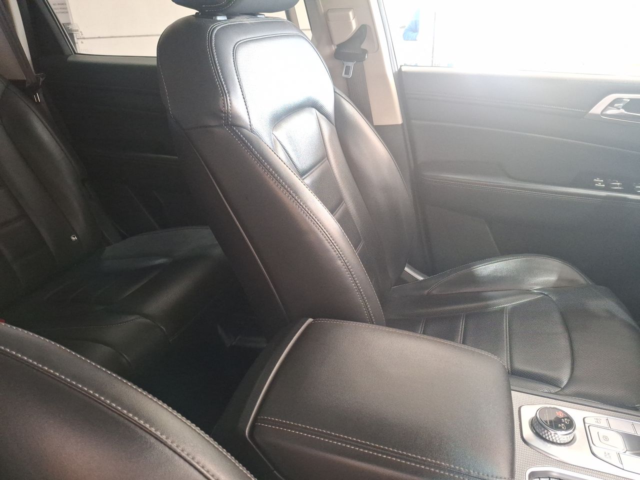SSANGYONG - 15