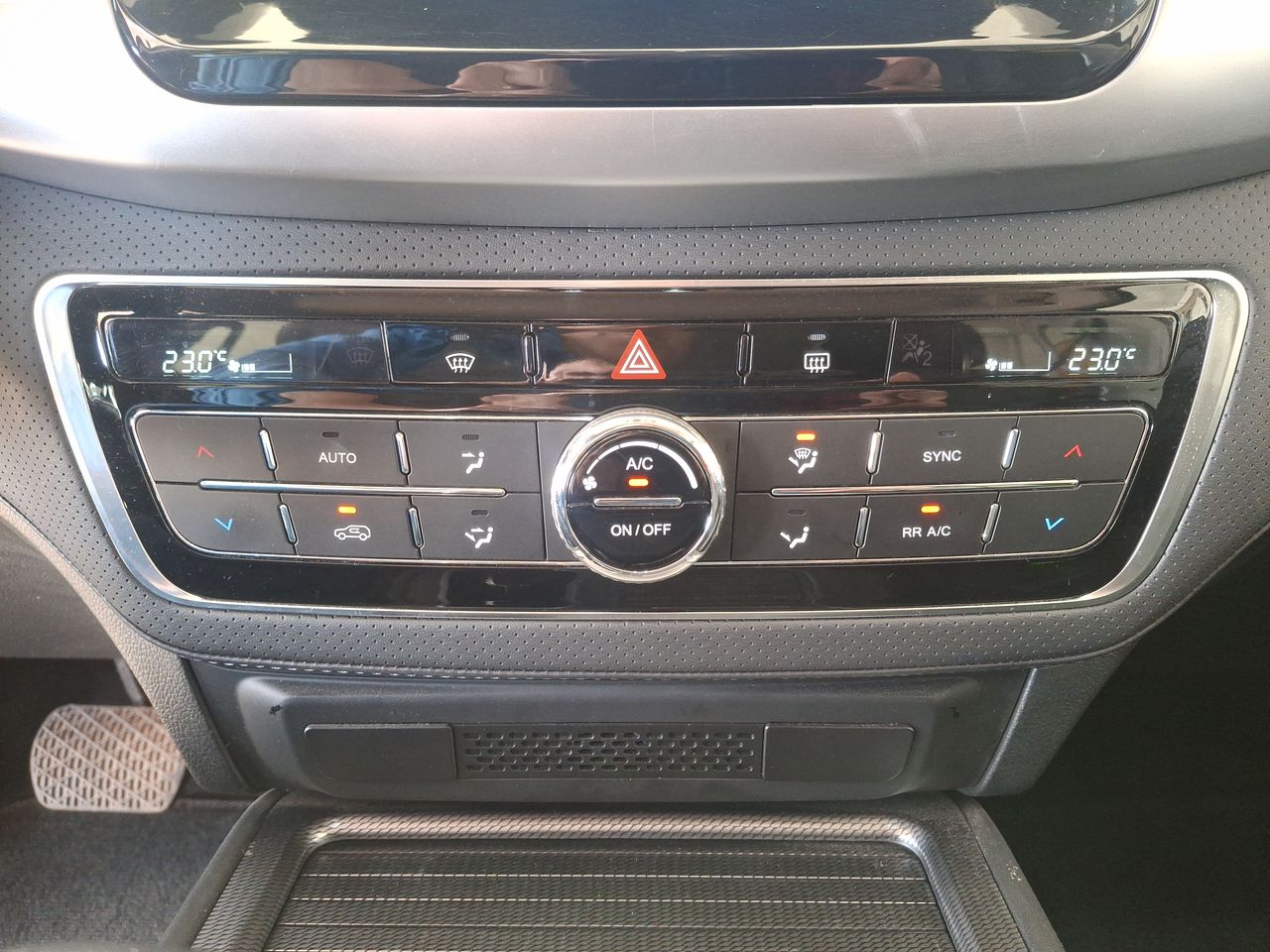 SSANGYONG - 30