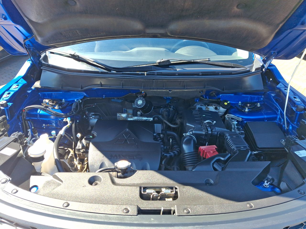 MITSUBISHI - 18