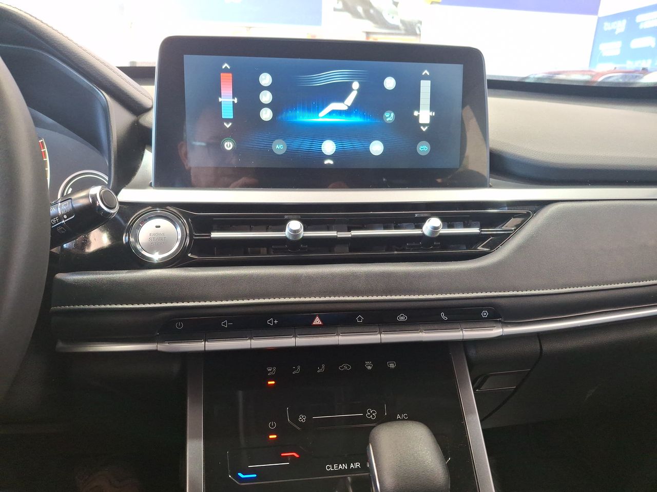 Chery Tiggo 3 Pro — foto 30 de 35