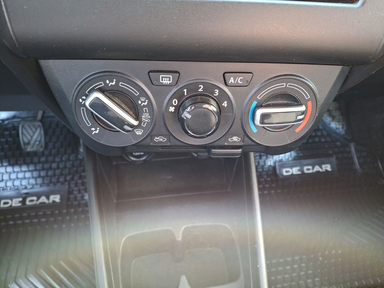 SUZUKI - 19