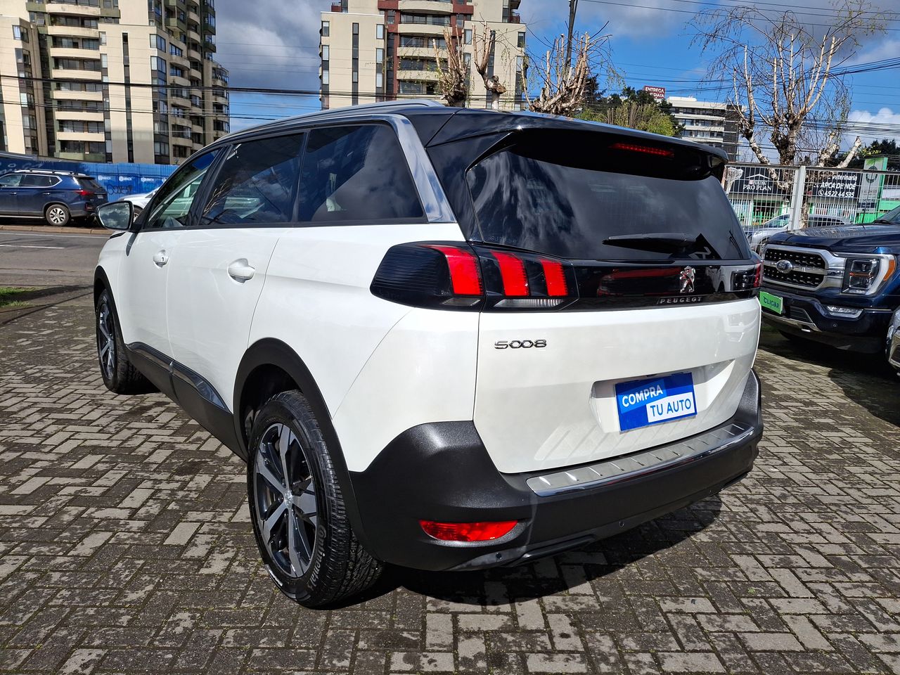 PEUGEOT - 5