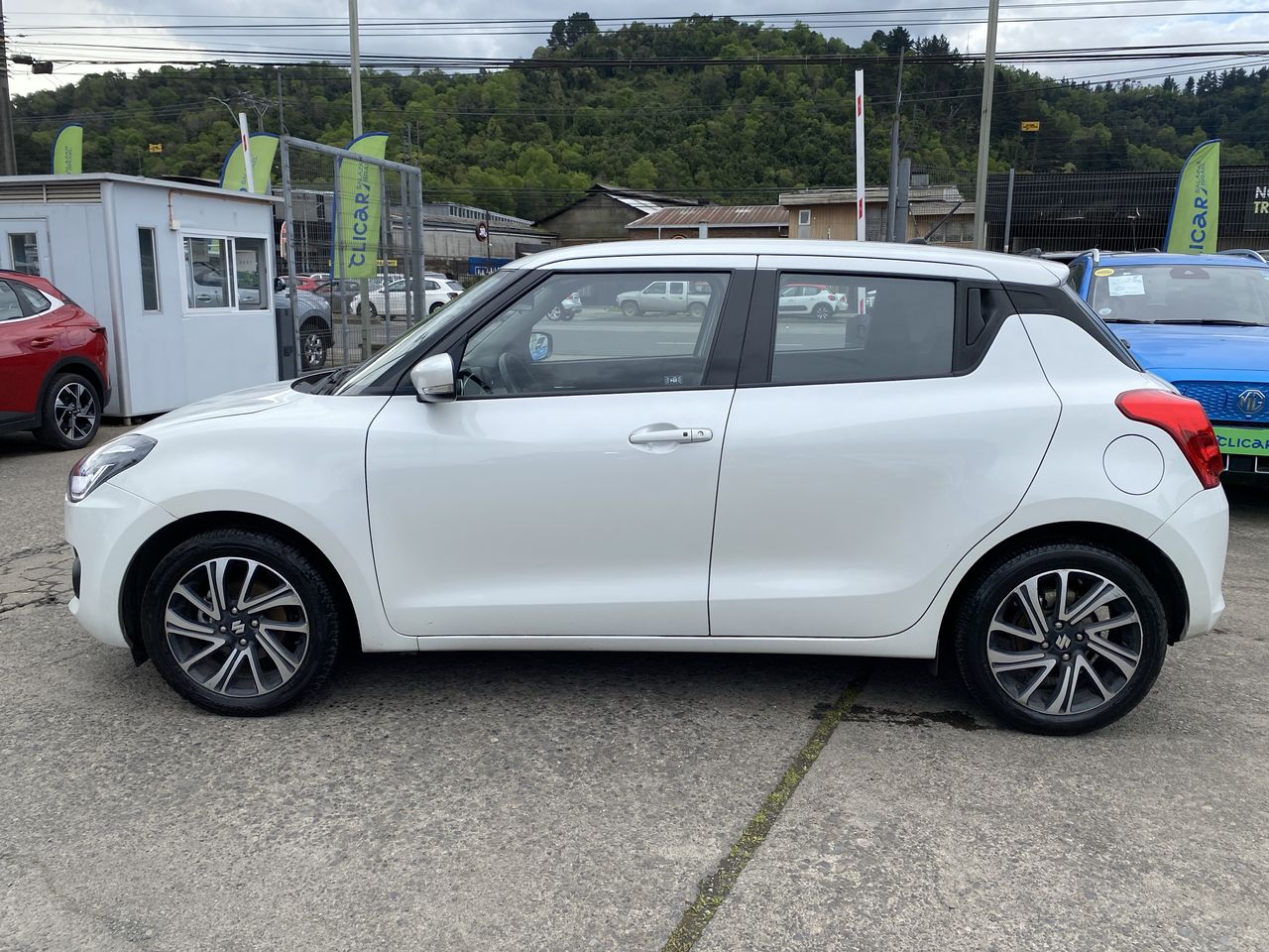 SUZUKI - 4