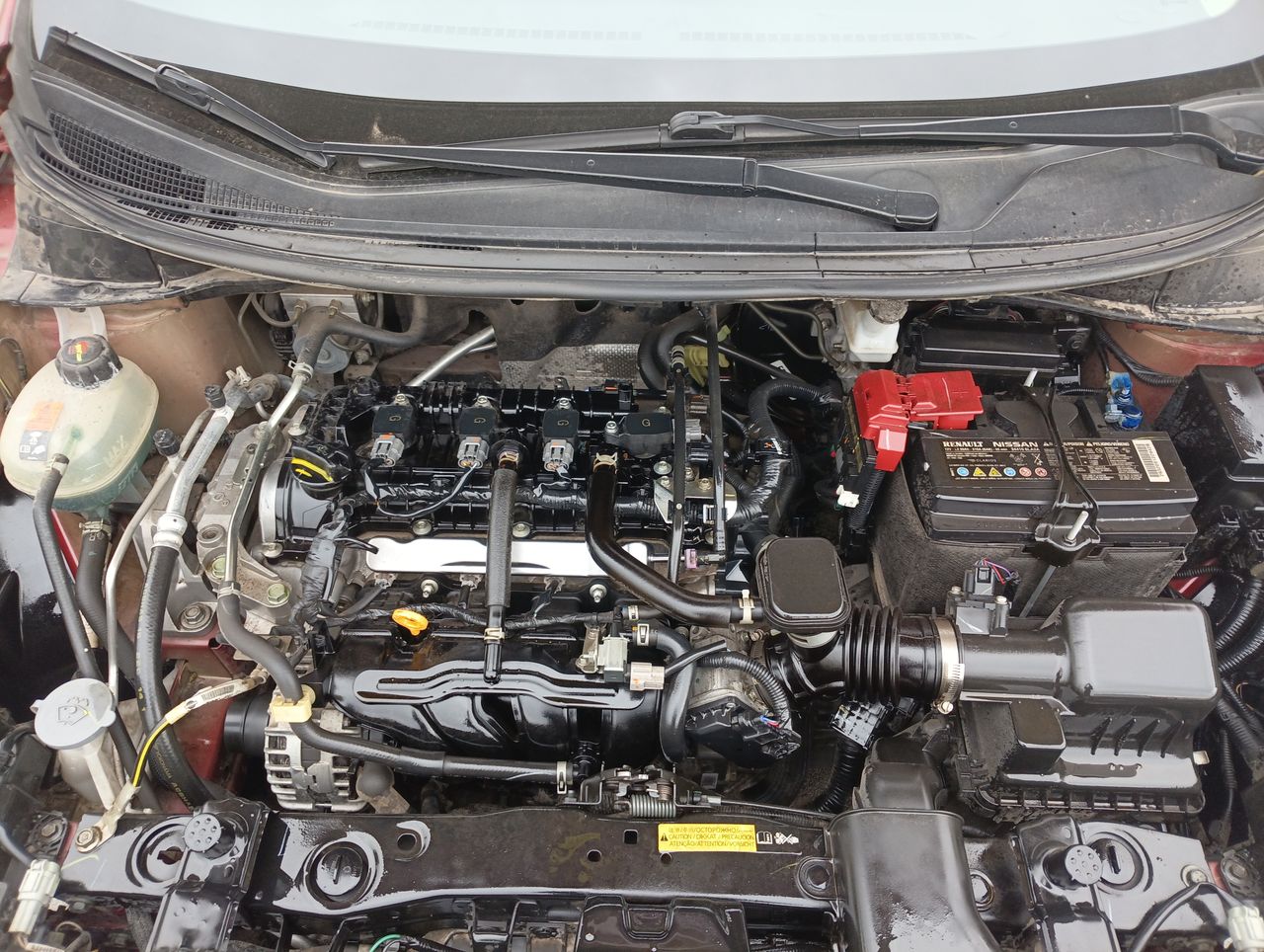 Nissan Versa — foto 11 de 29