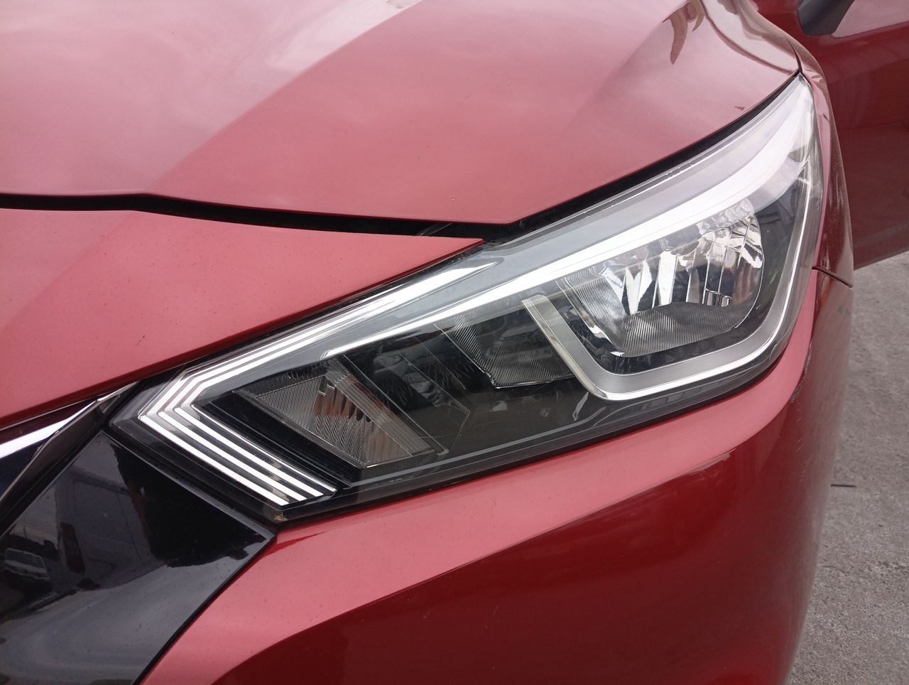 Nissan Versa — foto 12 de 29