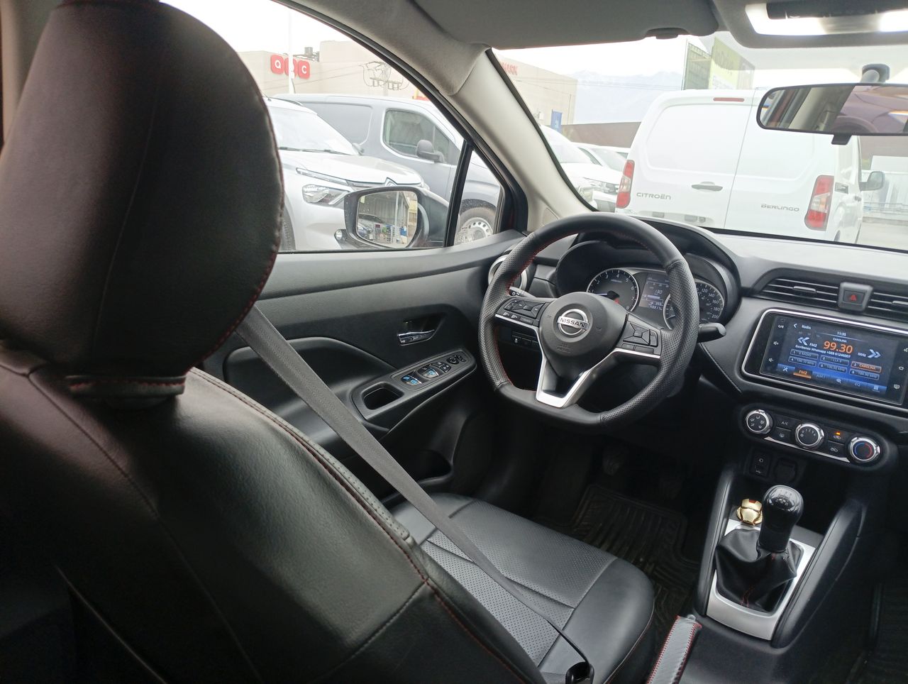 NISSAN - 5