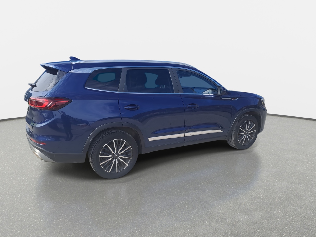 Chery Tiggo 8 Pro — foto 8 de 27