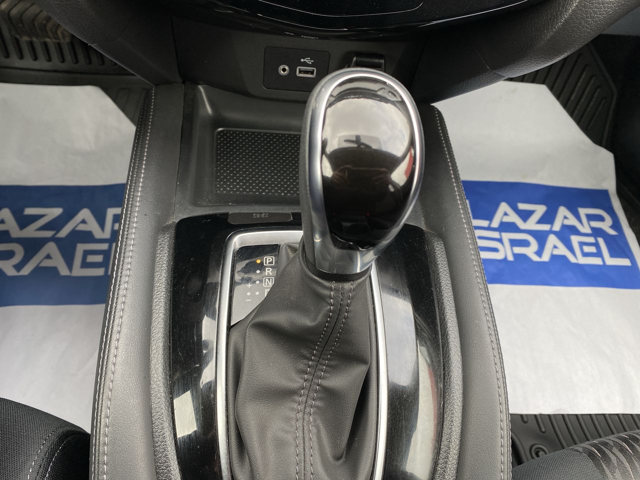 NISSAN - 31