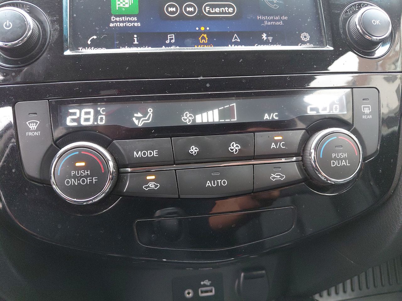 Nissan X-Trail — foto 22 de 29
