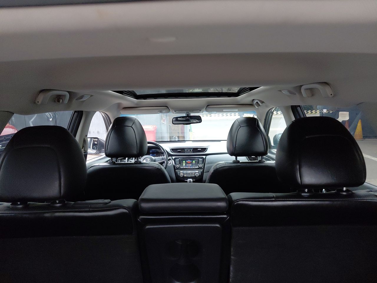 NISSAN - 4