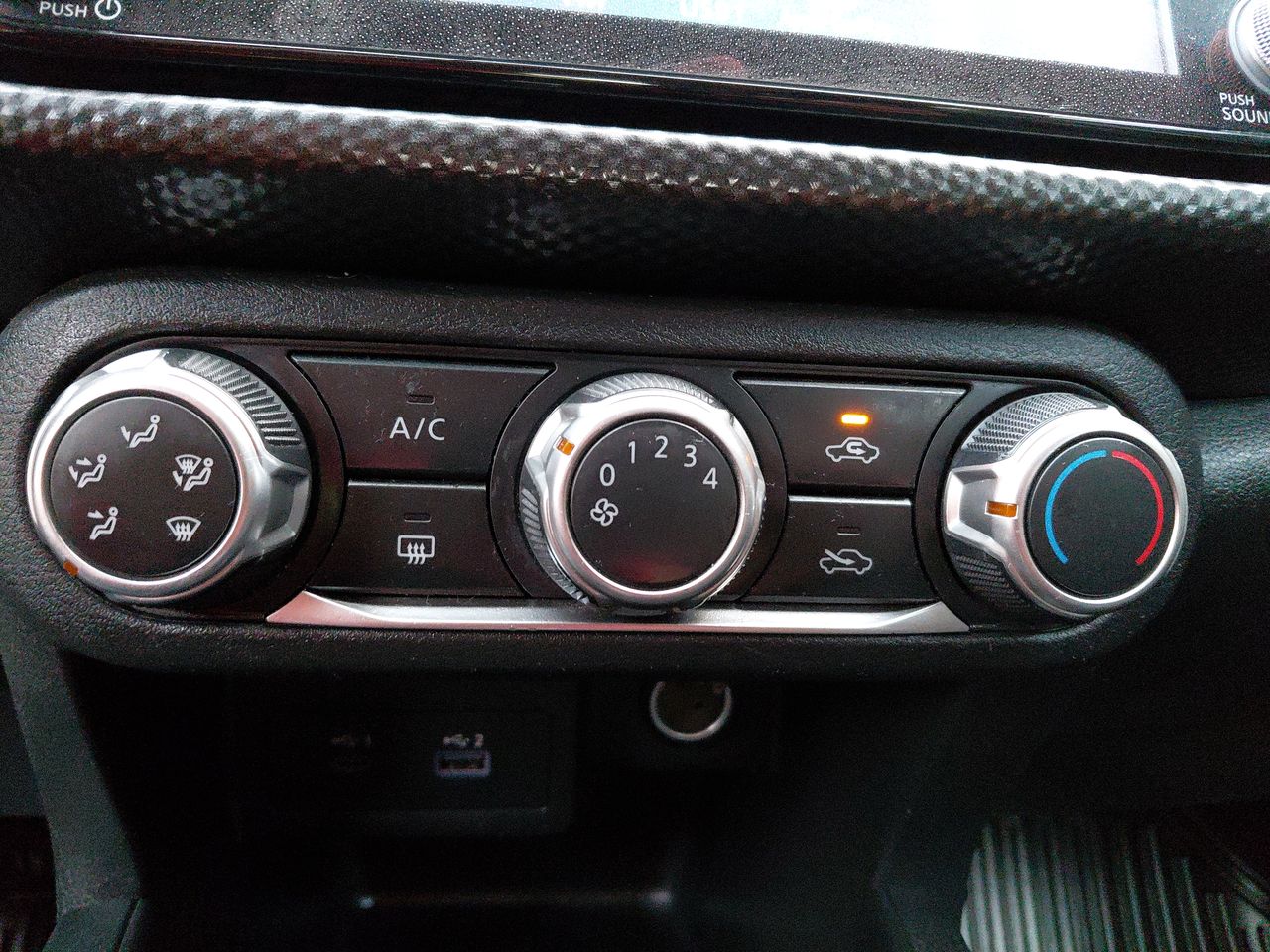 NISSAN - 21