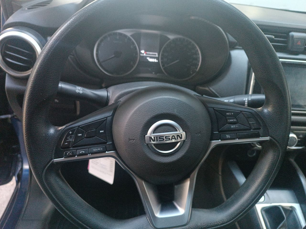 NISSAN - 17