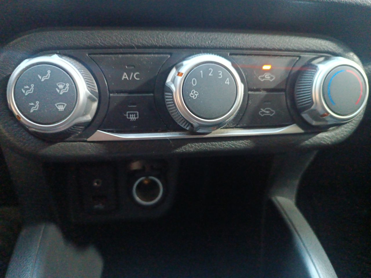NISSAN - 21