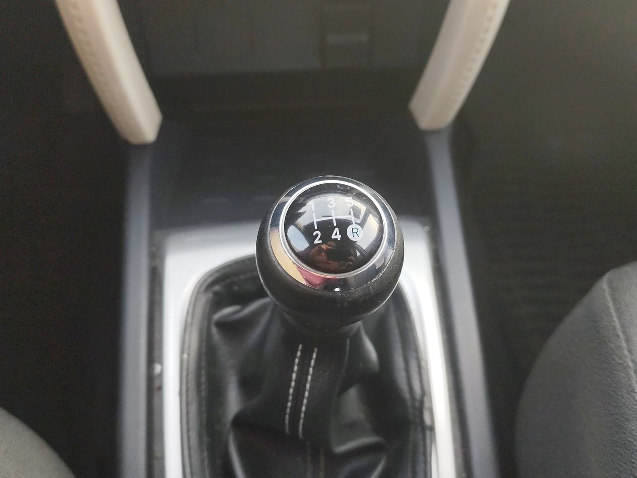 TOYOTA - 32