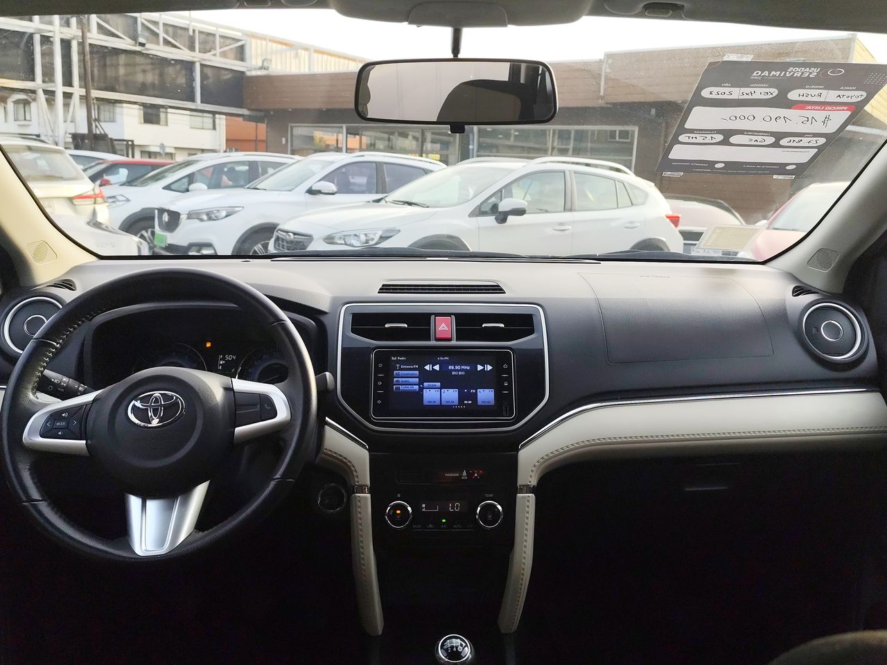 TOYOTA - 33