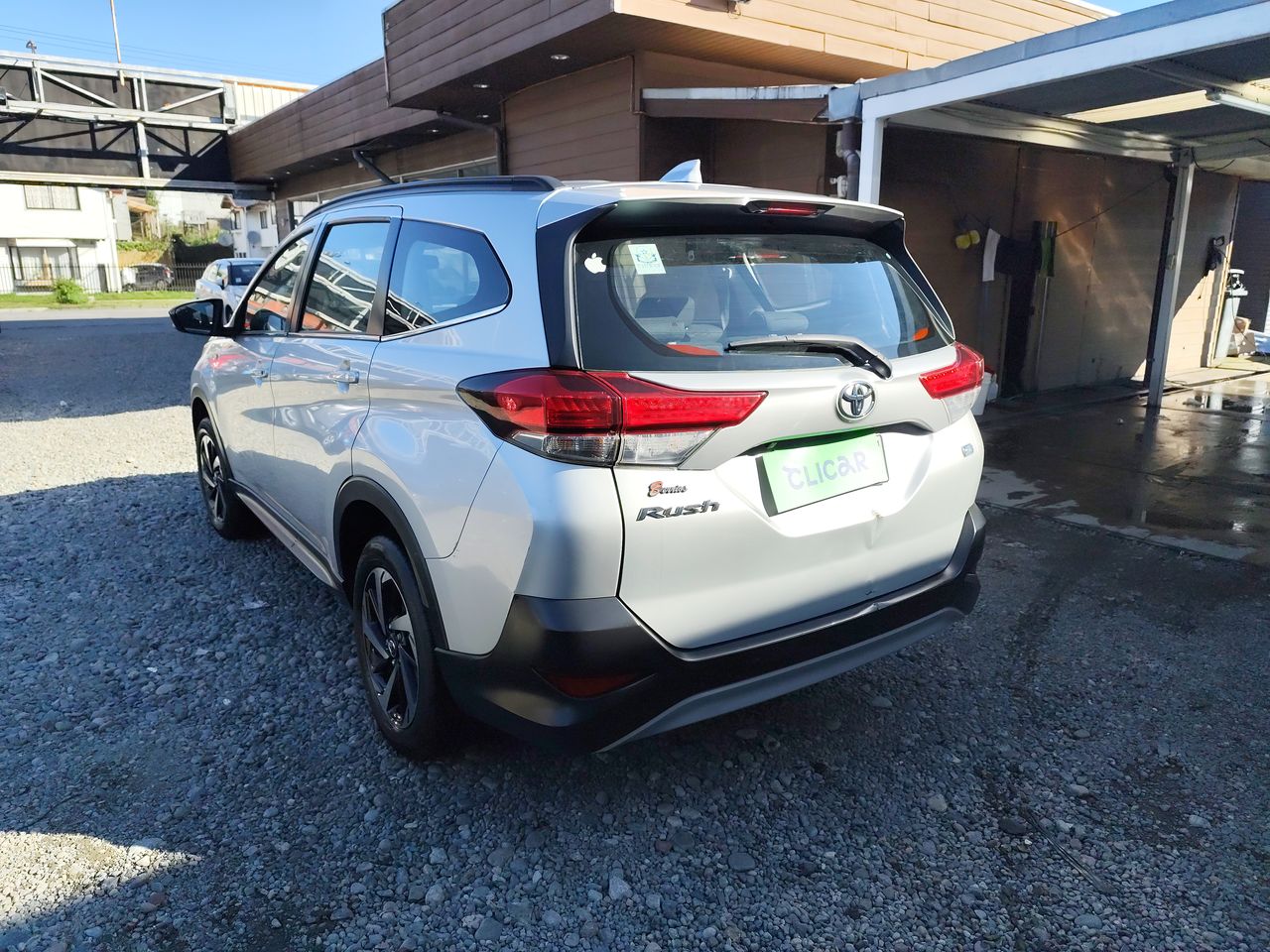 TOYOTA - 5