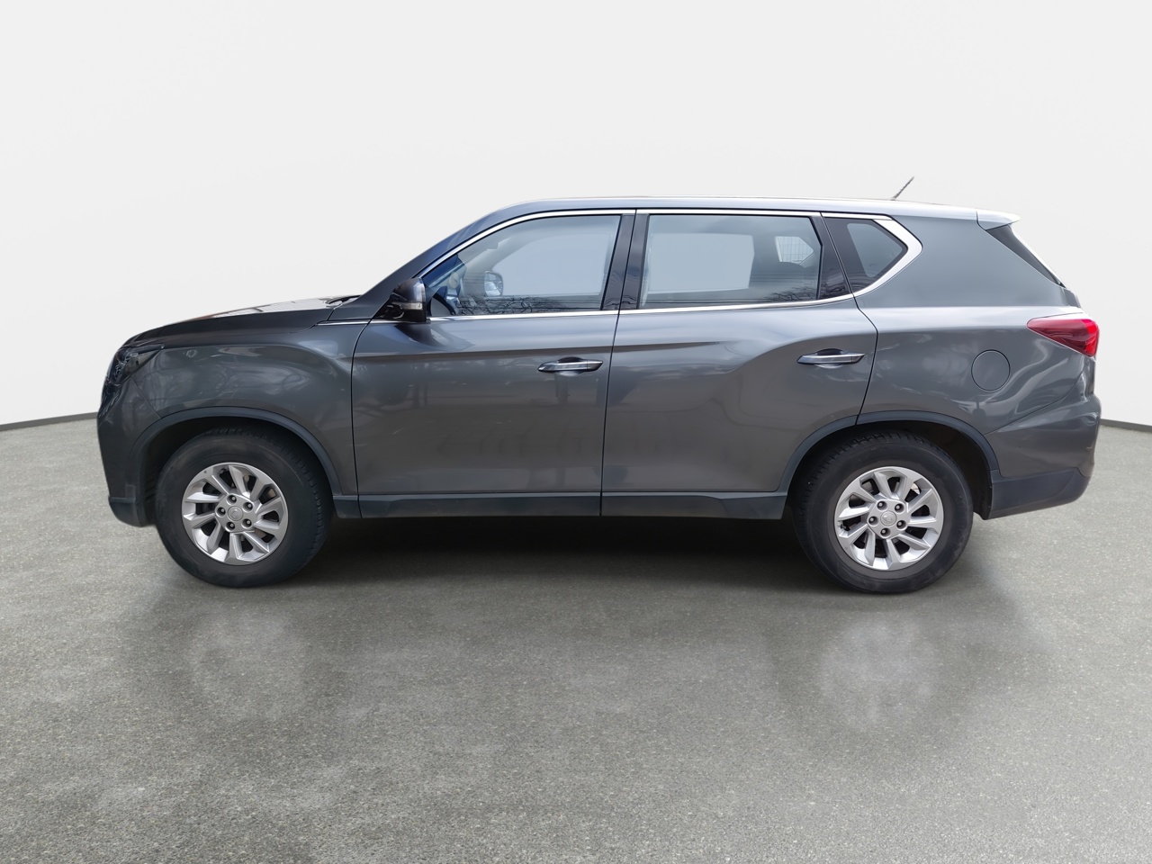 SSANGYONG - 4