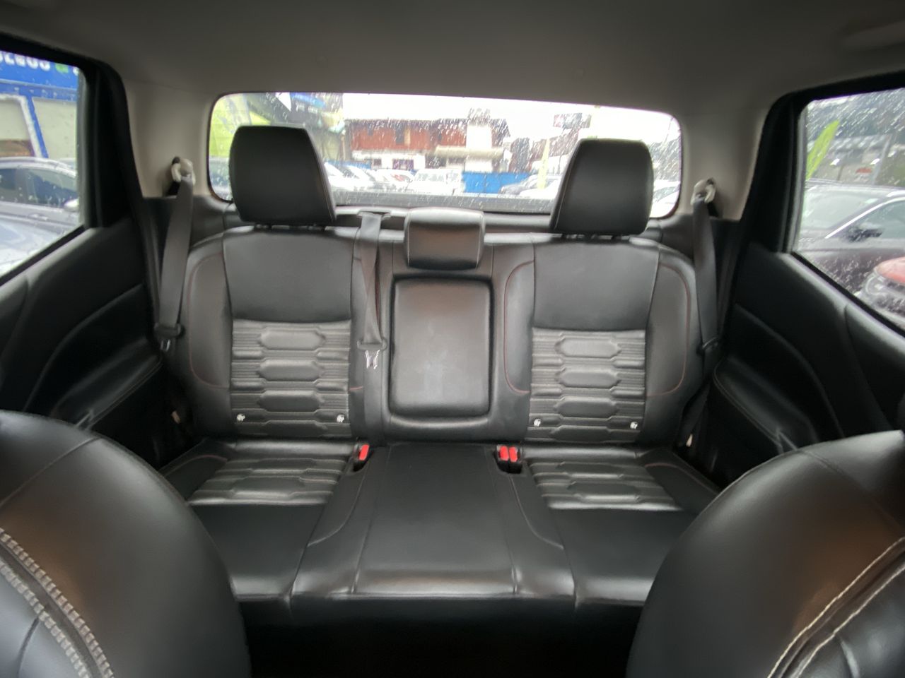 NISSAN - 5