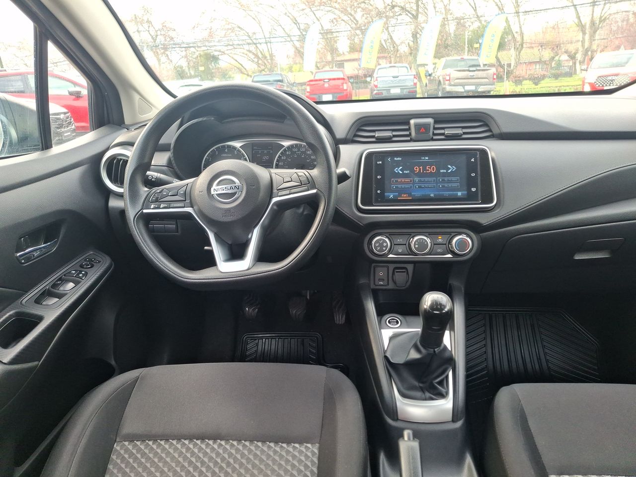 NISSAN - 22
